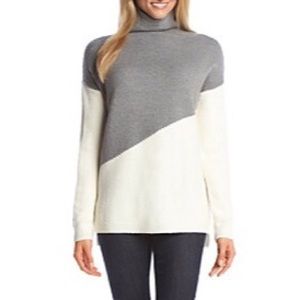 DKNY Funnel neck Sweater